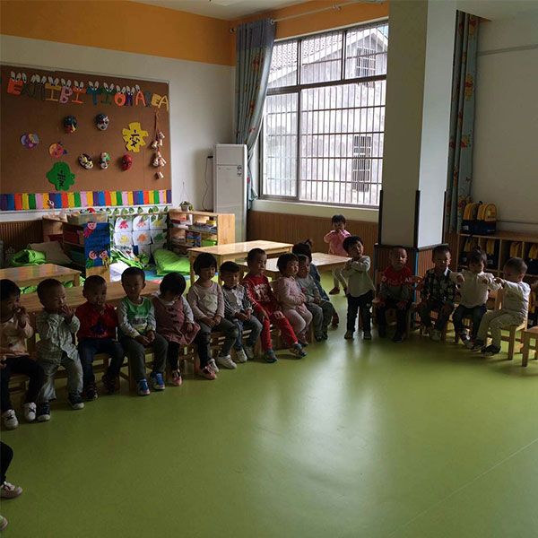 幼兒園塑膠地板案例