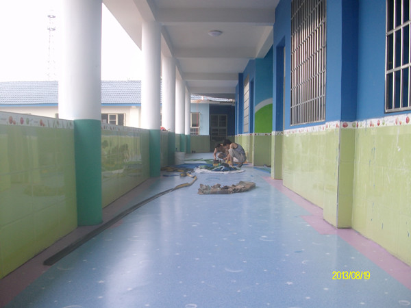 PVC地板施工現(xiàn)場