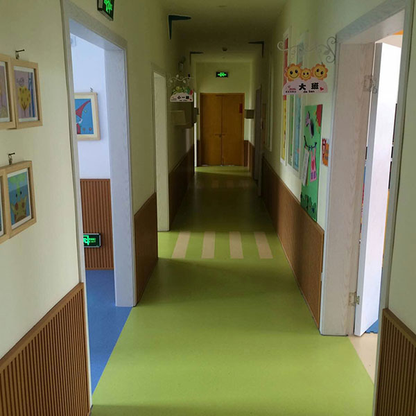 PVC塑膠地板走廊