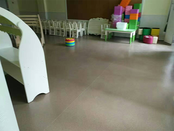 幼兒園地膠