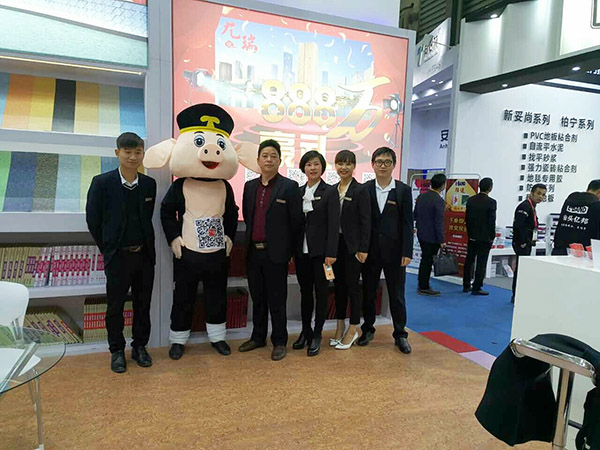 PVC地板廠家九瑞地板伴您前行