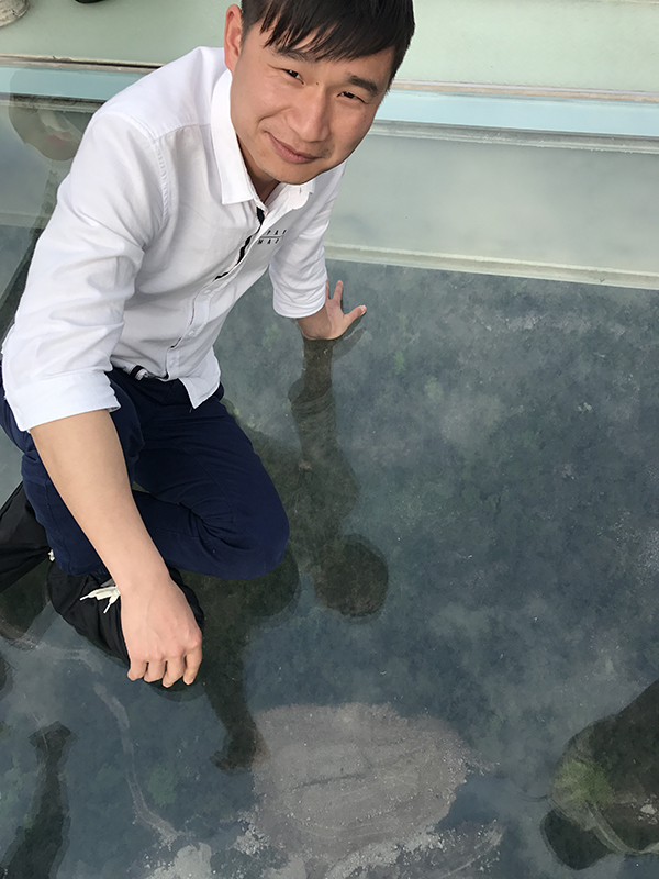 PVC地板廠家發貨九瑞挑戰云天渡