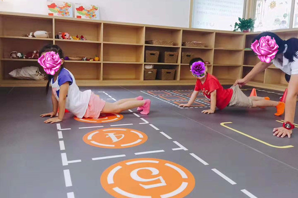 360私教功能地板.jpg