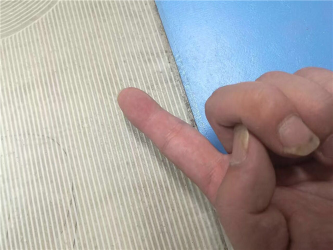 PVC地板涼膠.jpg