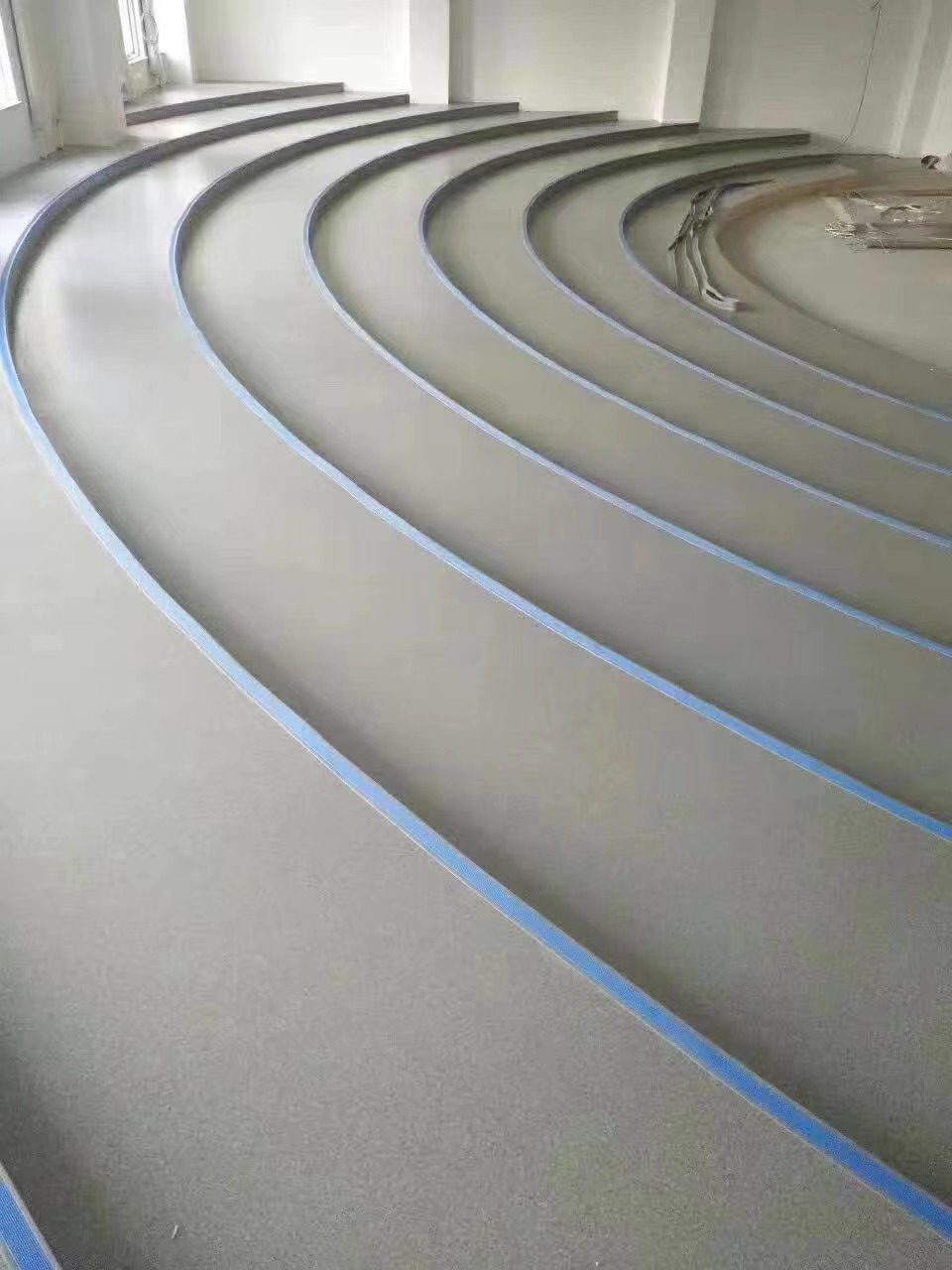 階梯教室PVC地板.jpg
