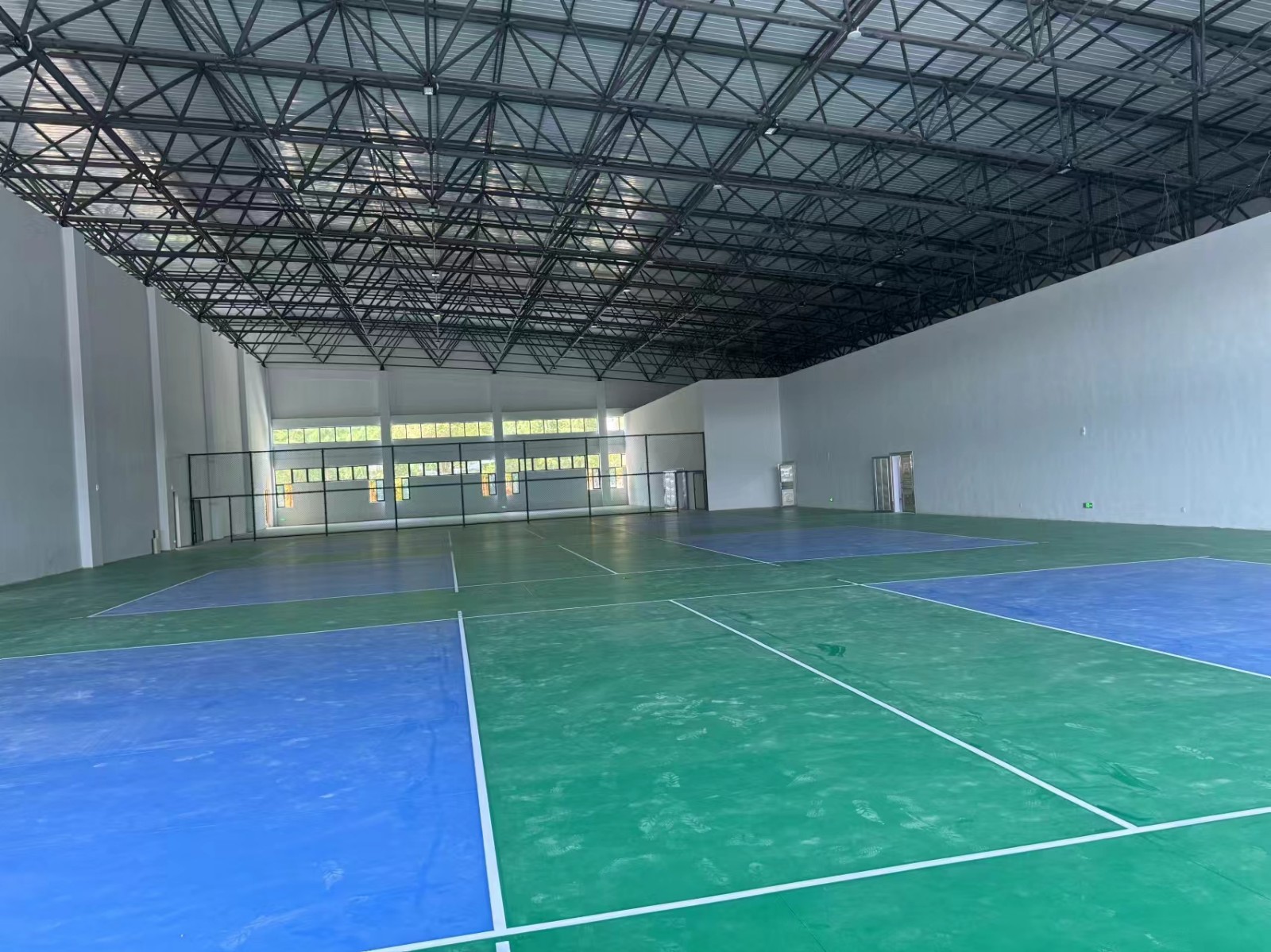 九瑞排球場運動地板.jpg