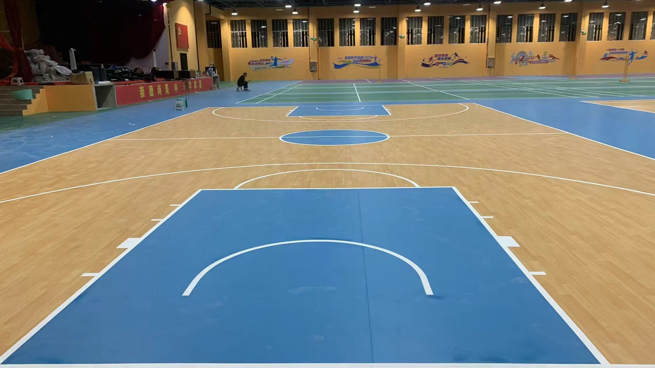 籃球場PVC運動地板.jpg