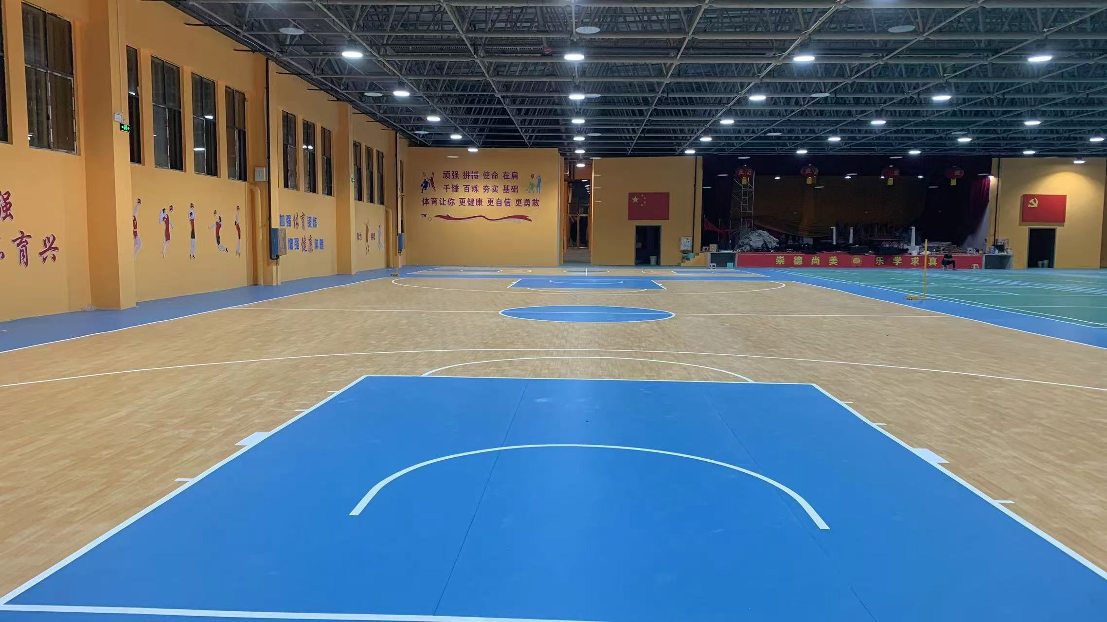 PVC籃球場地板.jpg