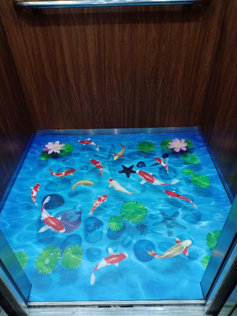 電梯PVC地板墊鋪裝需要注意什么