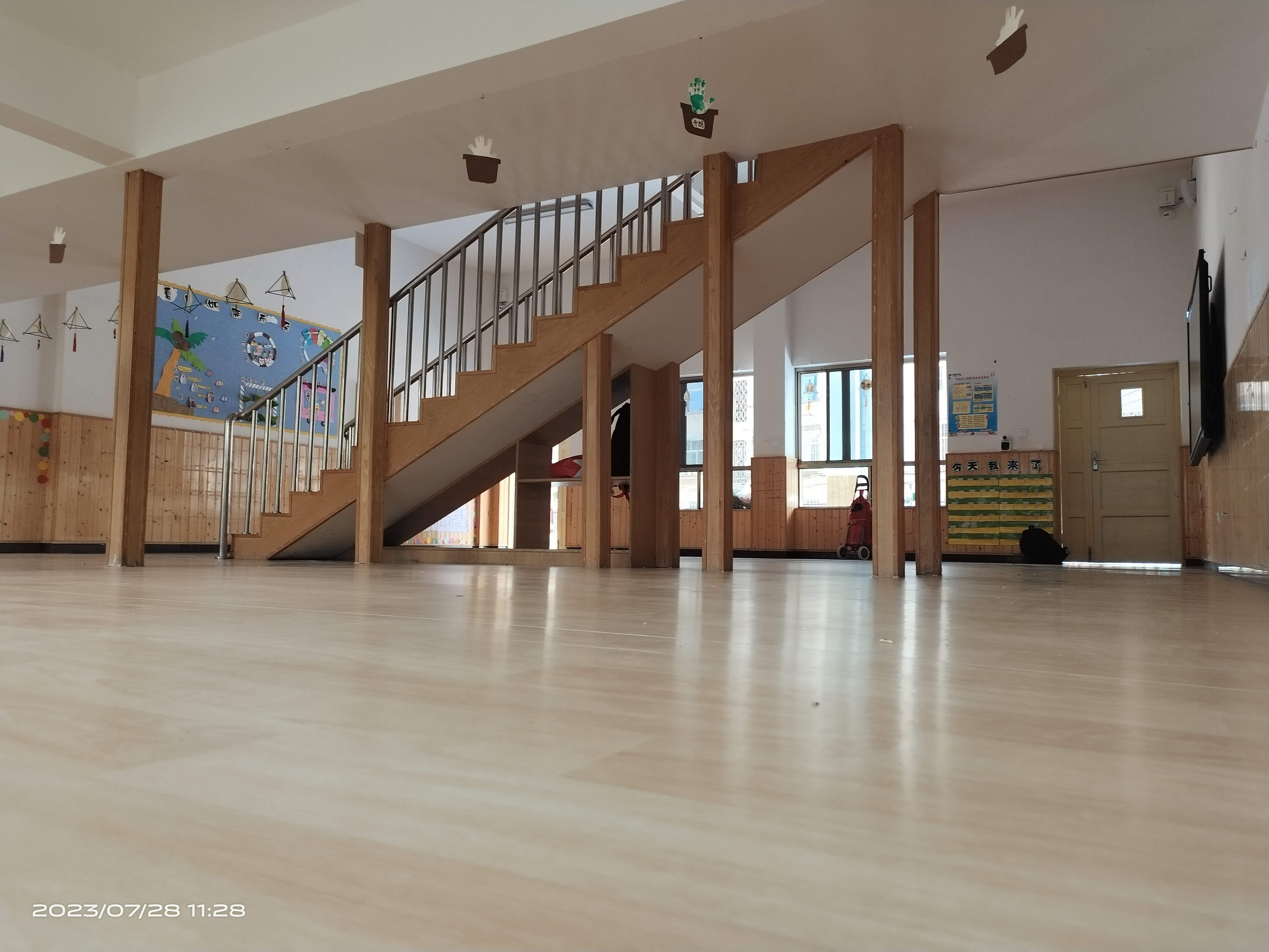 安化紫云幼兒園PVC地板工程案例展示封面