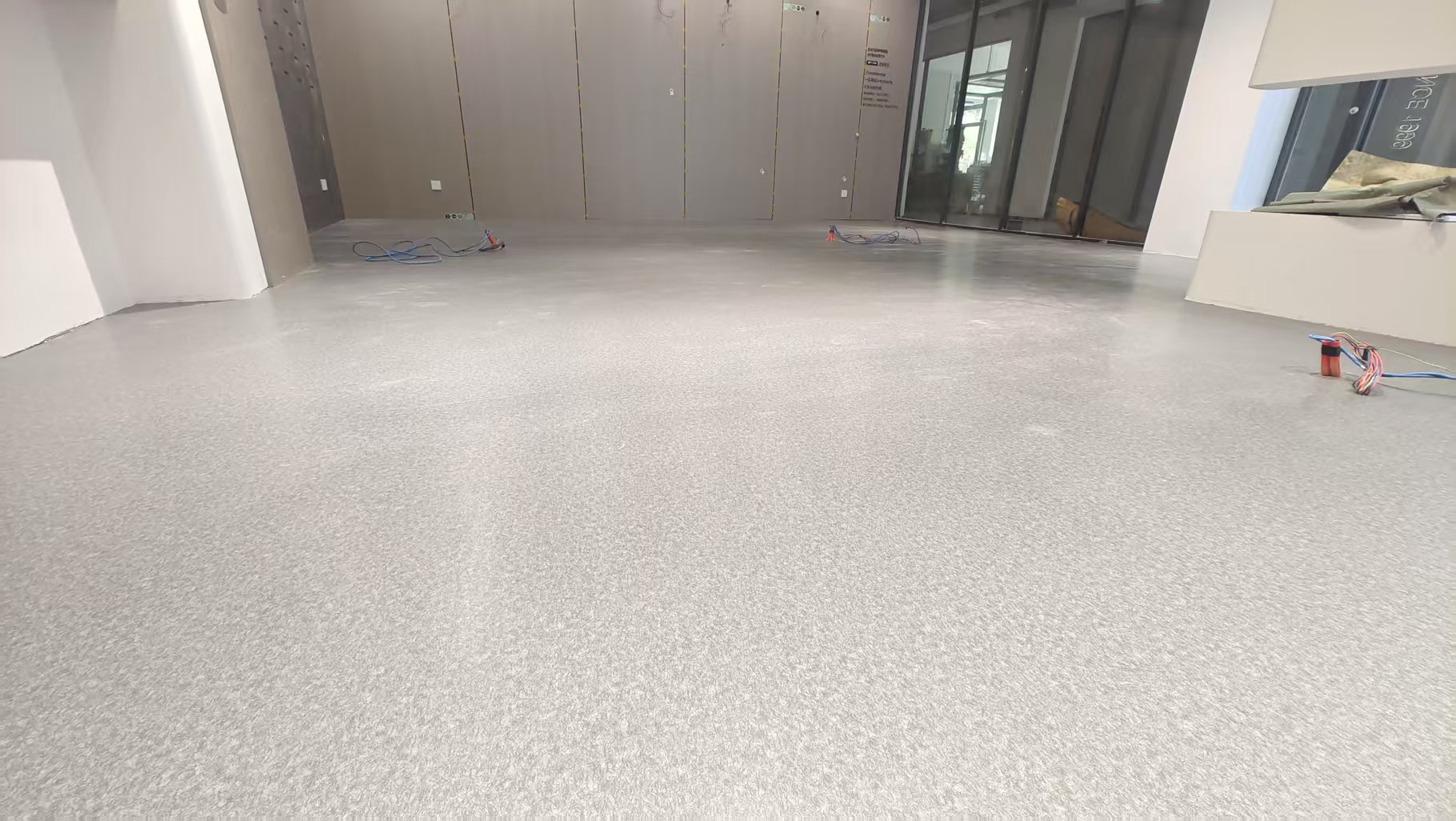 中南林業(yè)科技大學(xué)至善樓PVC塑膠地板工程案例展示封面
